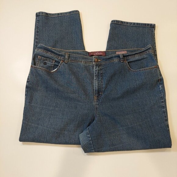 Gloria Vanderbilt Size 22W 43x29 Amanda High rise Straight Leg Med wash Jeans - Picture 5 of 12